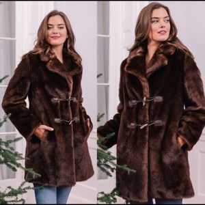 NWT Gal Meets Glam Faye Coat Size 6